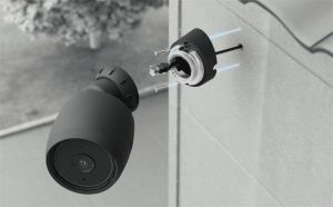 Obrázok pre výrobcu Ubiquiti UniFi Bullet Camera - uhlová podložka pre UVC kamery (čierna)